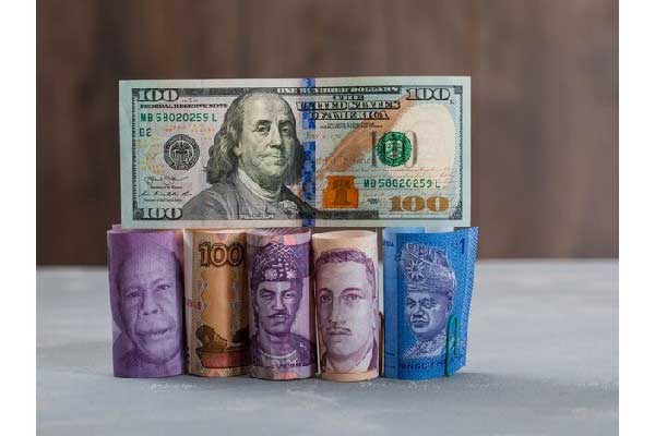 11月8日隔夜要闻：民主党降低对结束政府停摆的要求 美消费者信心创三年最低水平 特朗普称愿考虑豁免匈牙利