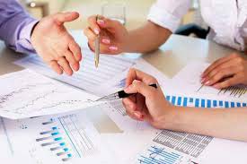 汽车业两件破产事件让戴蒙提起“蟑螂”理论 还针对信贷市场示警